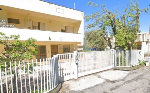 Due giovani arrestati per rapina e estorsione a un minorenne