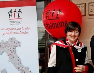 Finto carabiniere ruba gioielli alla presidente dell’Ail