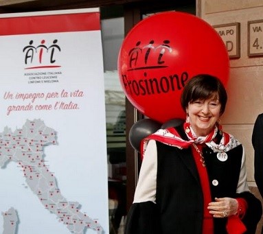 Finto carabiniere ruba gioielli alla presidente dell’Ail