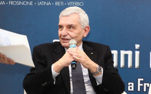 Frosinone: possibile cambio di proprietà per la società calcistica