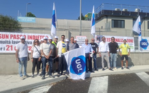 Protesta UGL per 21 lavoratori al Consorzio di Bonifica