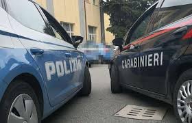 Arrestato per possesso di bomba carta letale