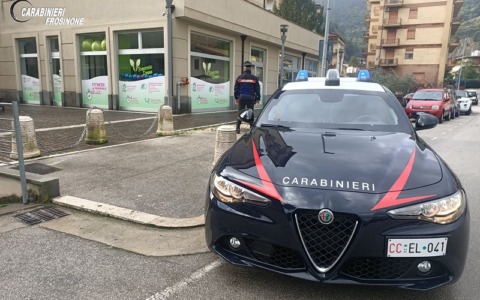 Cassino, viola il divieto e fugge: arrestato un 30enne