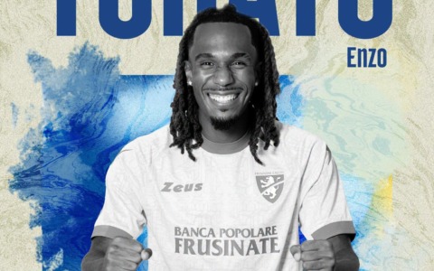 Frosinone, il mercato accelera: ufficiale l’arrivo di Tchato