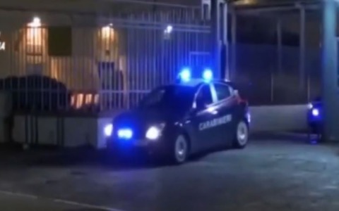 Lite tra conoscenti ad Arce: minacce e aggressioni con katana