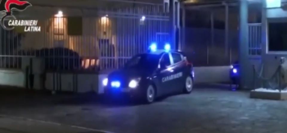 Lite tra conoscenti ad Arce: minacce e aggressioni con katana