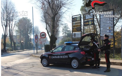 Pontecorvo, in auto con arnesi da scasso: due denunciati