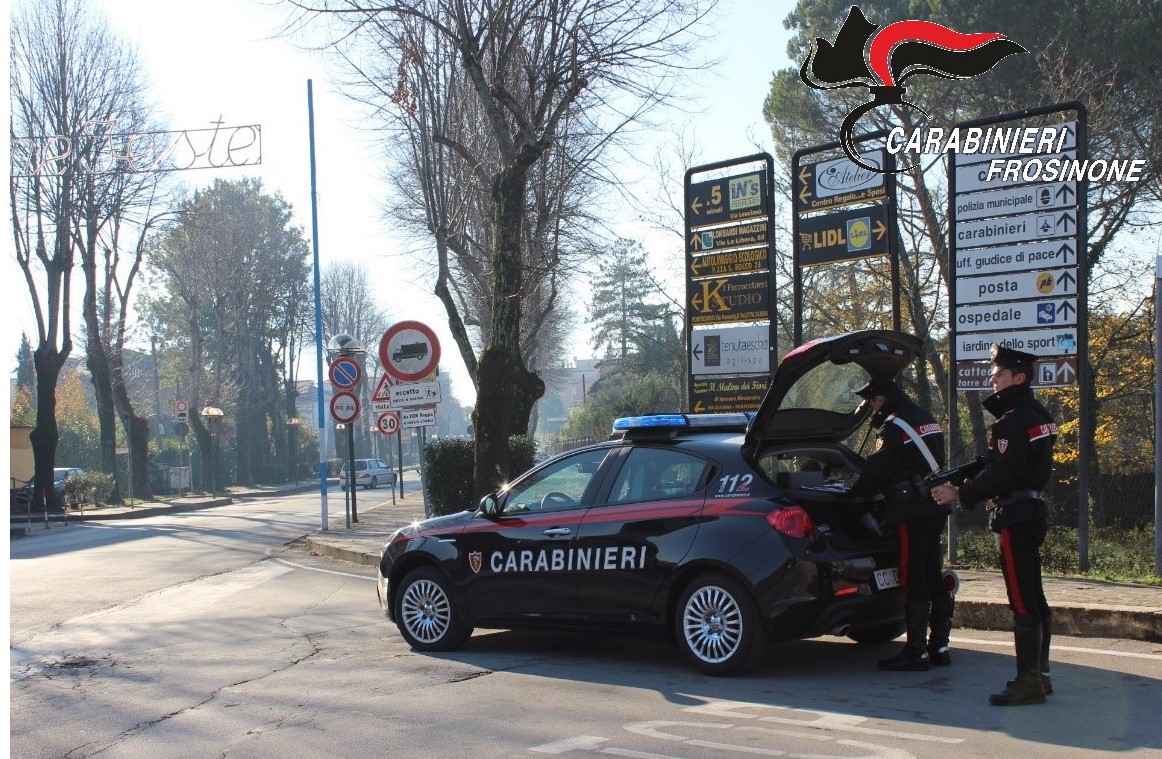 Pontecorvo, in auto con arnesi da scasso: due denunciati