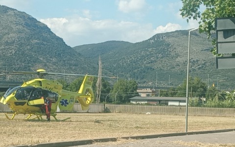 Smart contro un muro ad Anagni: conducente elitrasportato
