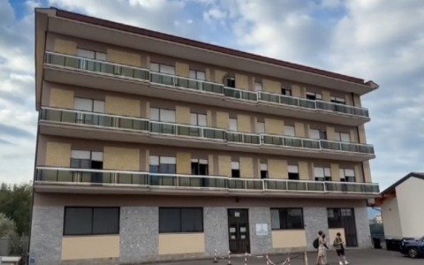 Sede di via Verdi, sopralluogo ASL al Liceo Severi