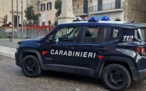 Rapina ed estorsione, 35enne arrestato: deve scontare 6 anni