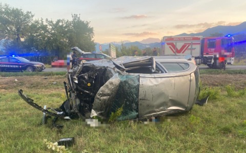 Cassino, fuoristrada si ribalta sulla Casilina: muore 39enne